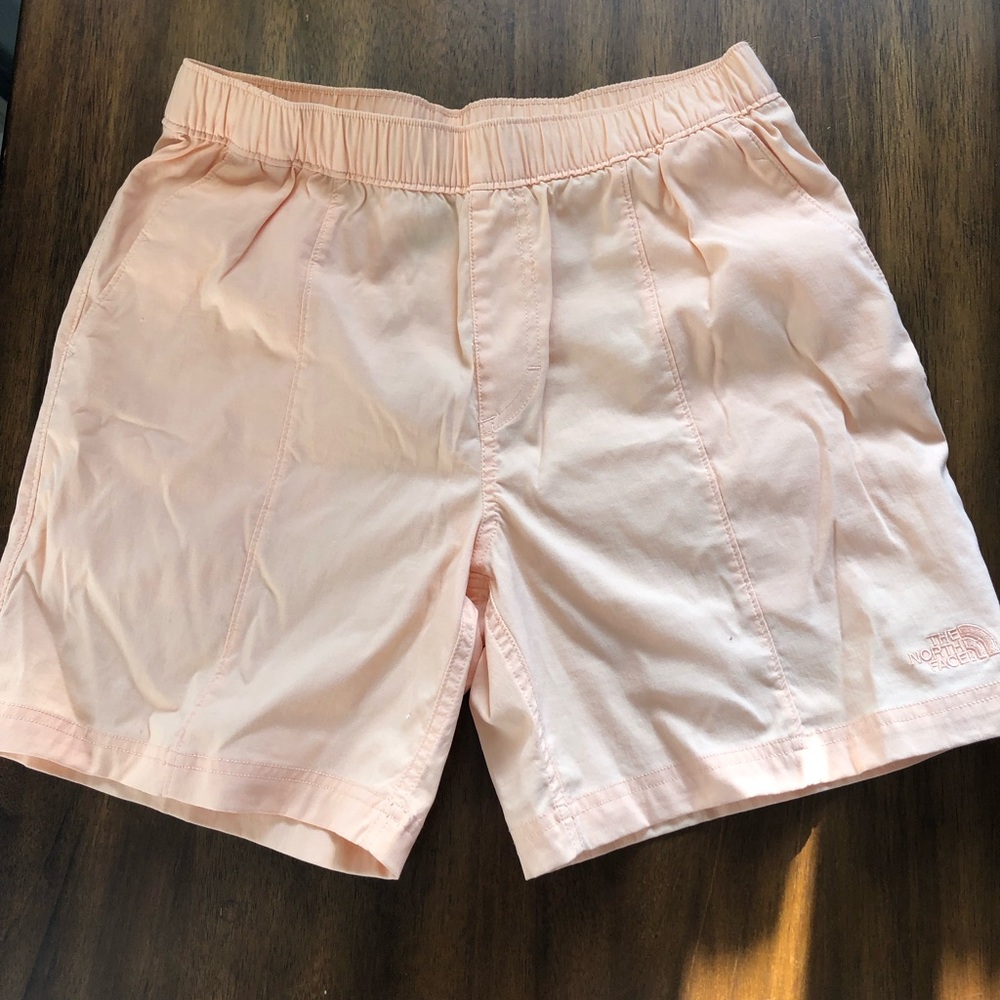 The North Face Class V Shorts || Color: Apricot Ice || Size: Men’s Small